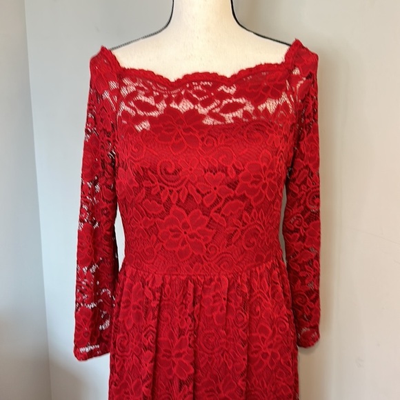 Elegant Red Lace Long Sleeve Full Length Maxi Formal Dress NWT - Picture 2 of 13
